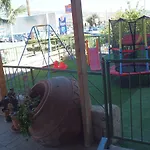Petsas 4*