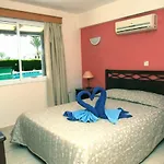Aparthotel Petsas 4*