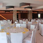 Aparthotel Petsas