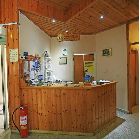 Aparthotel Petsas Coral Bay