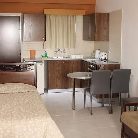 Petsas Aparthotel