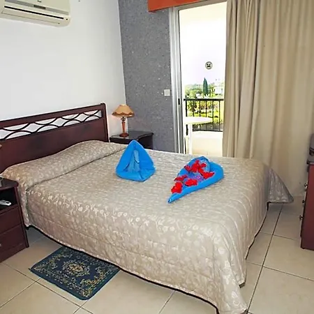 Aparthotel Petsas 4*