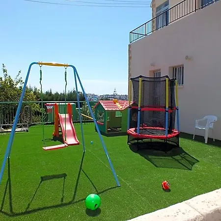 Aparthotel Petsas Coral Bay