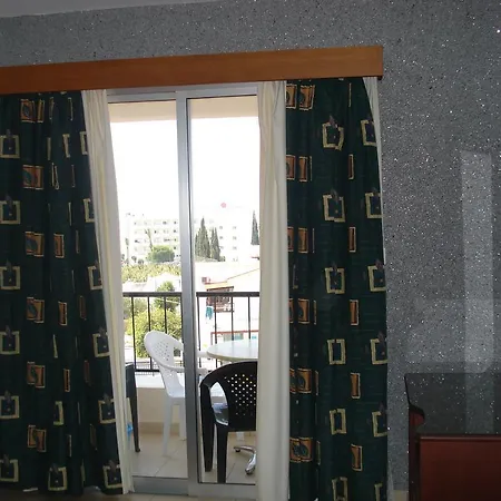 Aparthotel Petsas 4*