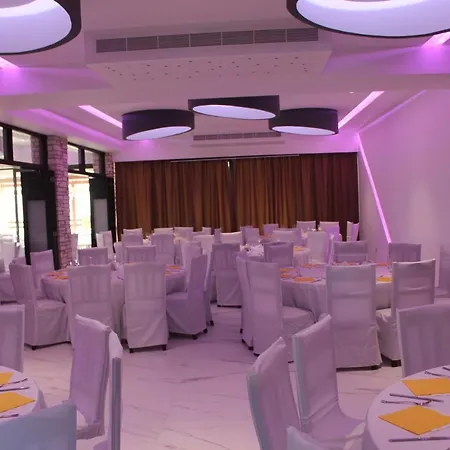 Aparthotel Petsas