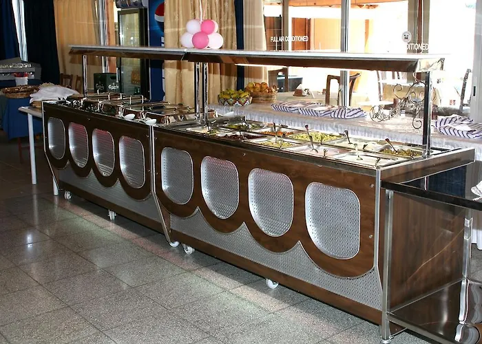 Aparthotel Petsas 3*