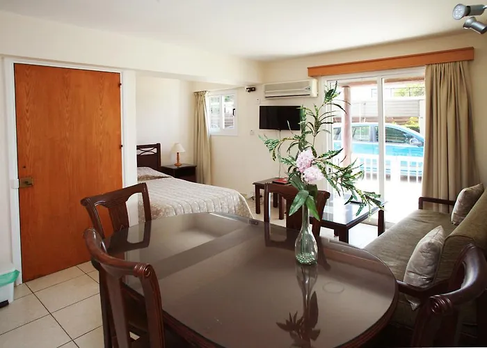 Hotel apartamentowy Petsas