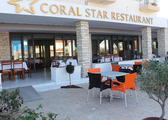 Aparthotel Petsas 3*